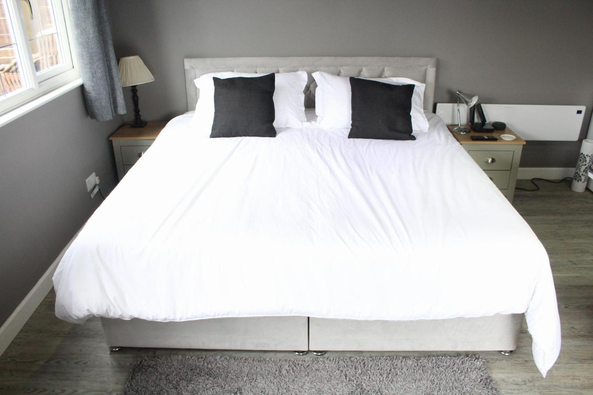 Bed and Breakfast Westleigh House Fishbourne  Экстерьер фото